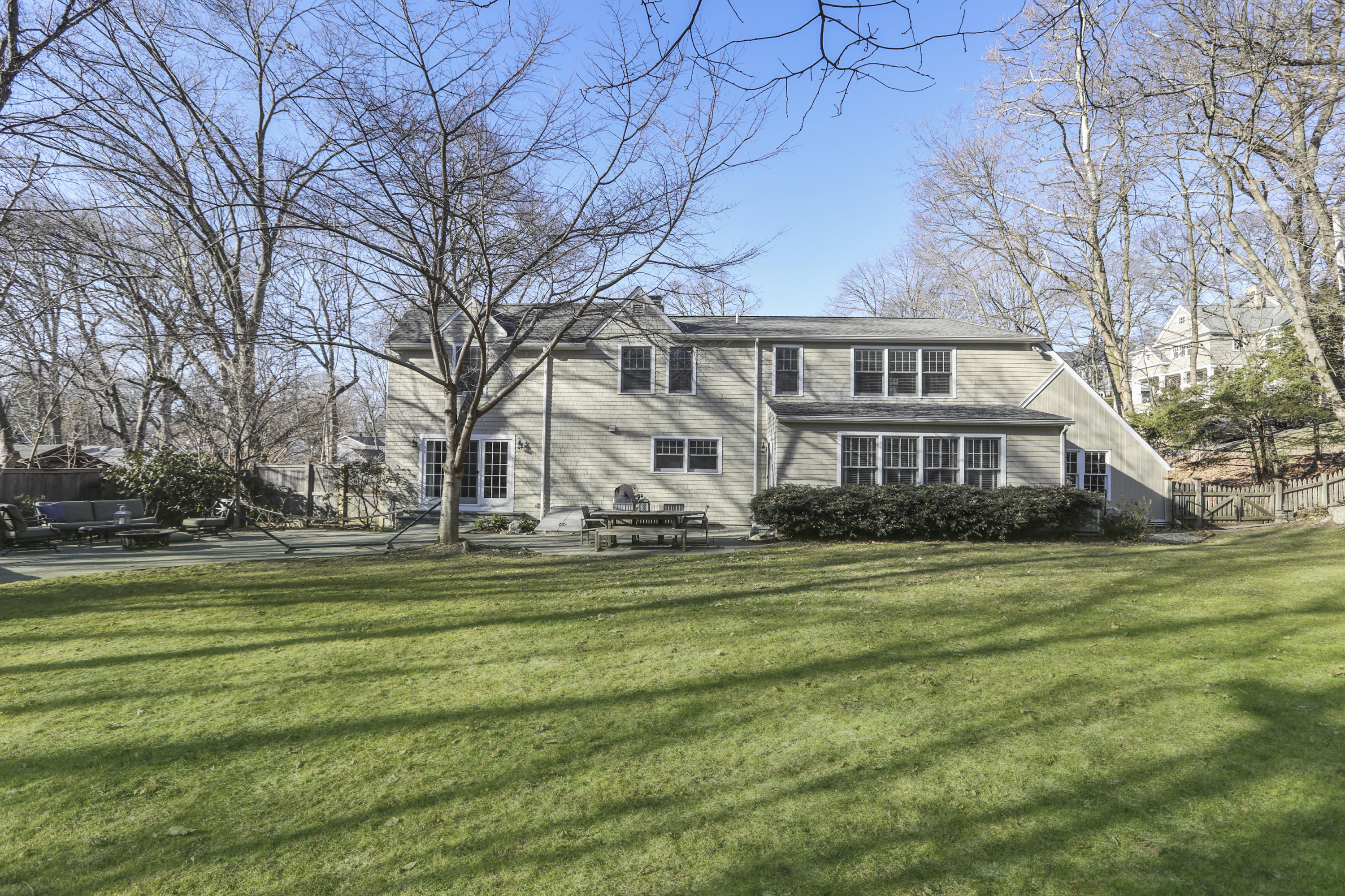 38 Intervale Road Darien, CT 06820 - Photo 22 of 30 a front view of a house with a garden