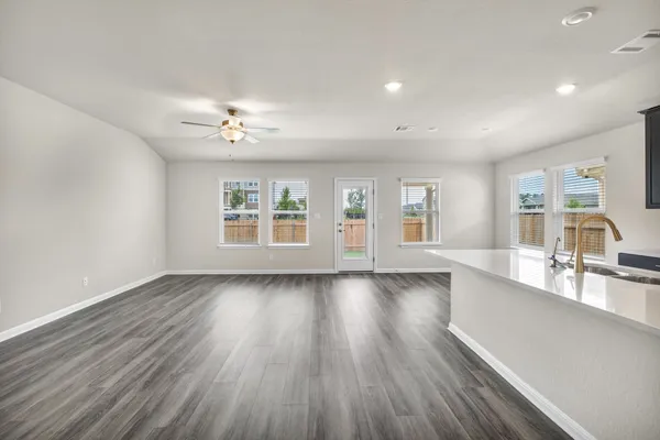 $2,395 | 102 Greenspire Lane, Hutto, TX 78634