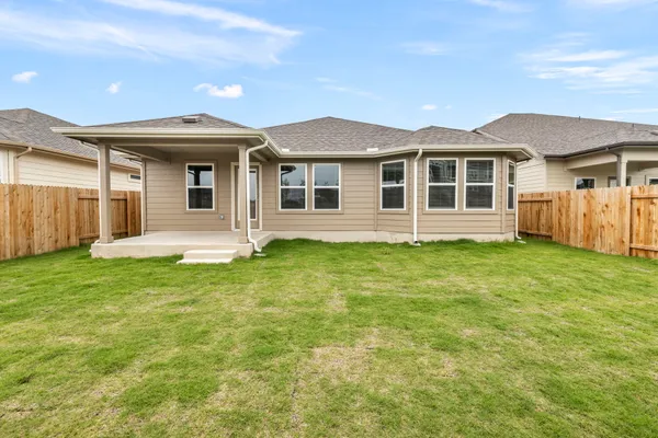 $2,395 | 102 Greenspire Lane, Hutto, TX 78634