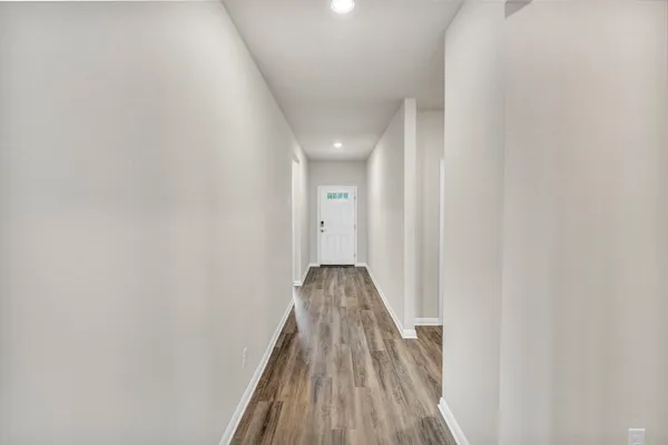 $2,395 | 102 Greenspire Lane, Hutto, TX 78634