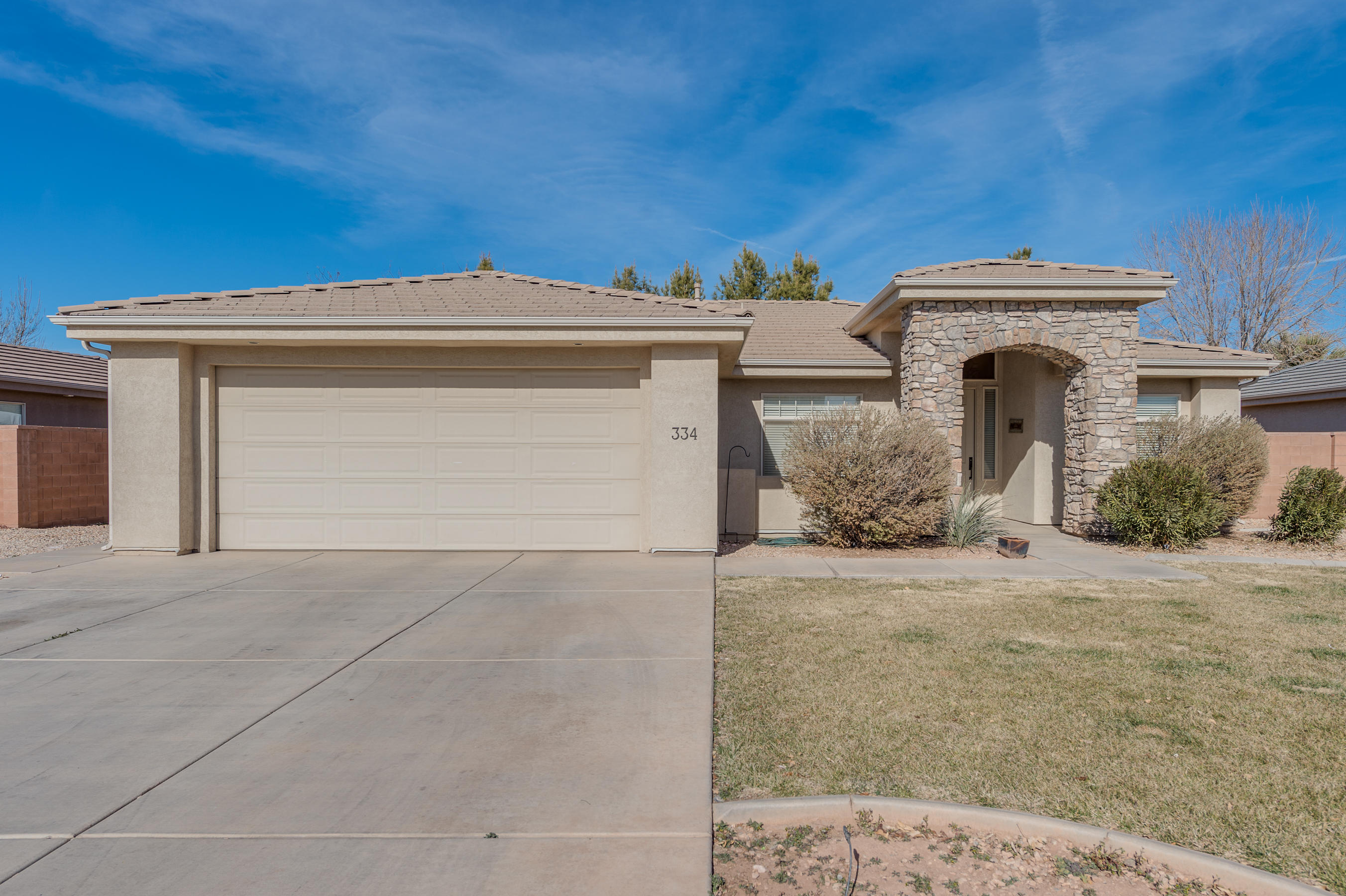 334 West 2400th Street South Washington, UT 84780 - Photo 1 of 1 FRONT VIEW