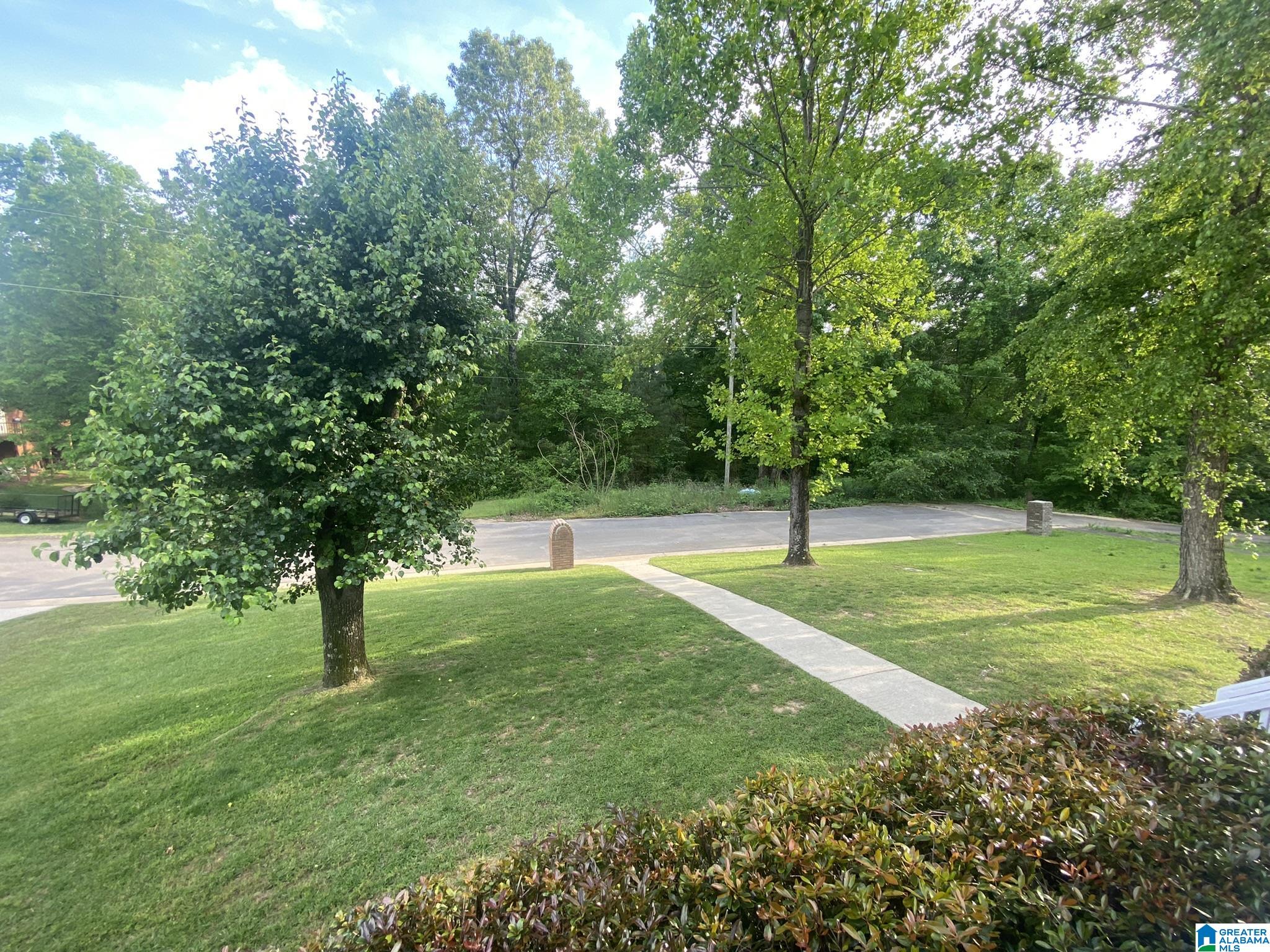 409 Wakefield Lane Mulga, AL 35118 - Photo 6 of 47