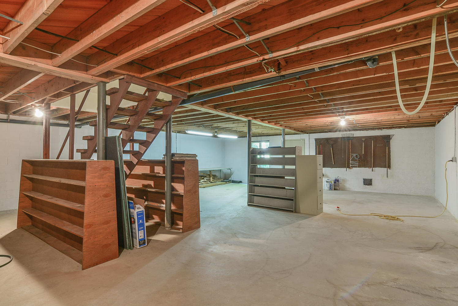 620 Montezuma Road Kingsport, TN 37664 - Photo 35 of 94 Full unfinished basement