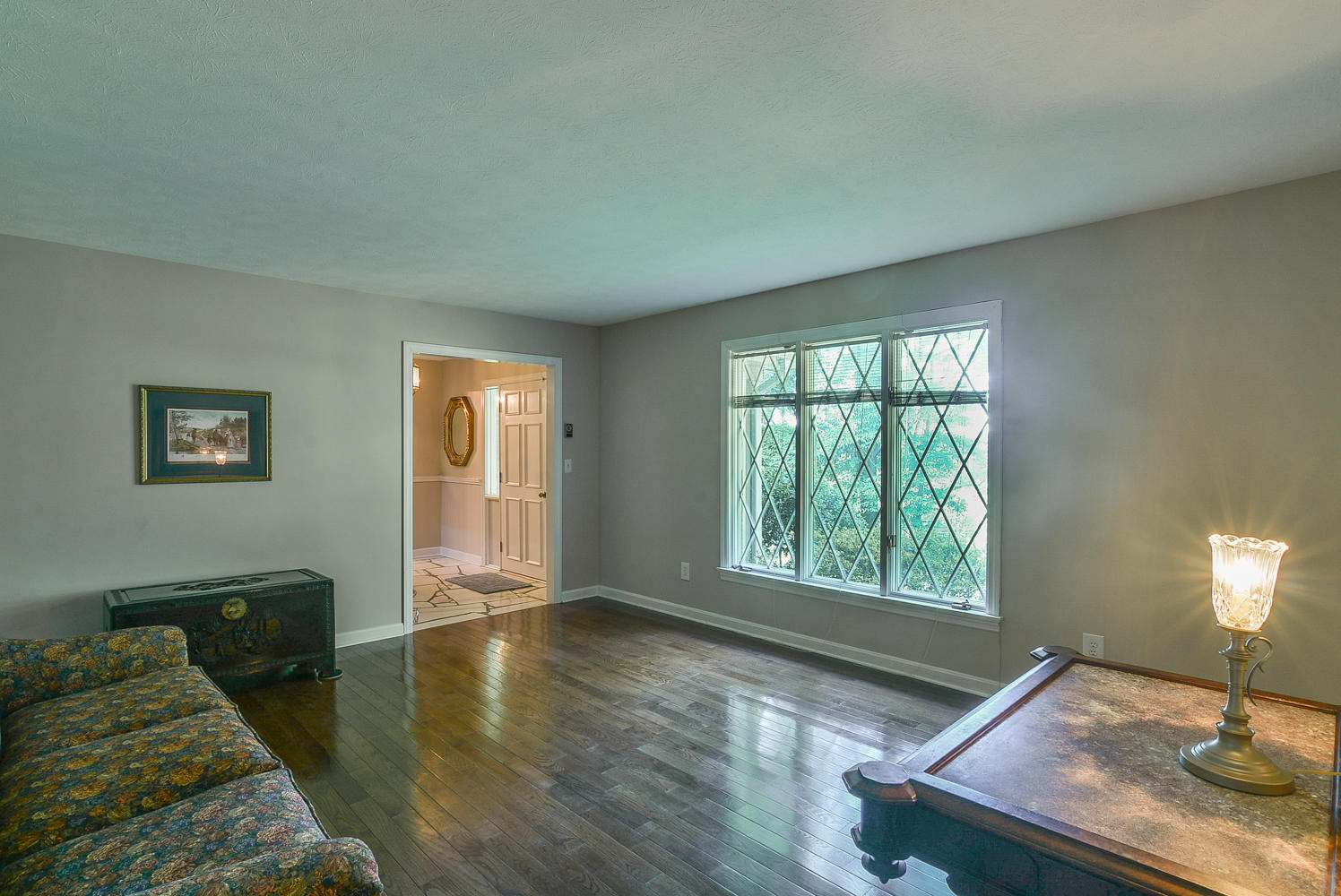 620 Montezuma Road Kingsport, TN 37664 - Photo 7 of 94 View 2 living room