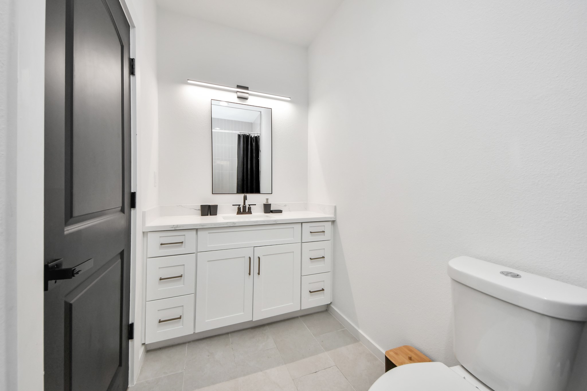 9732 Tuffly Street, Unit B Houston, TX 77029 - Photo 19 of 30
