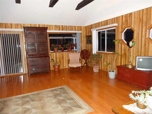 33 Pine Acres Road Spencer, MA 01562 - Photo 18 of 27 Gallery Image 18