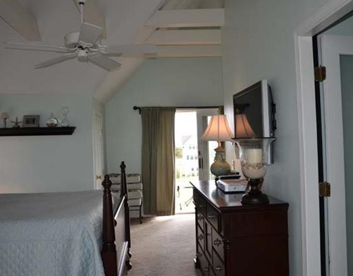 1721 Corn Neck Road, Unit 8 Block Island, RI 02807 - Photo 8 of 14 Master Bedroom.