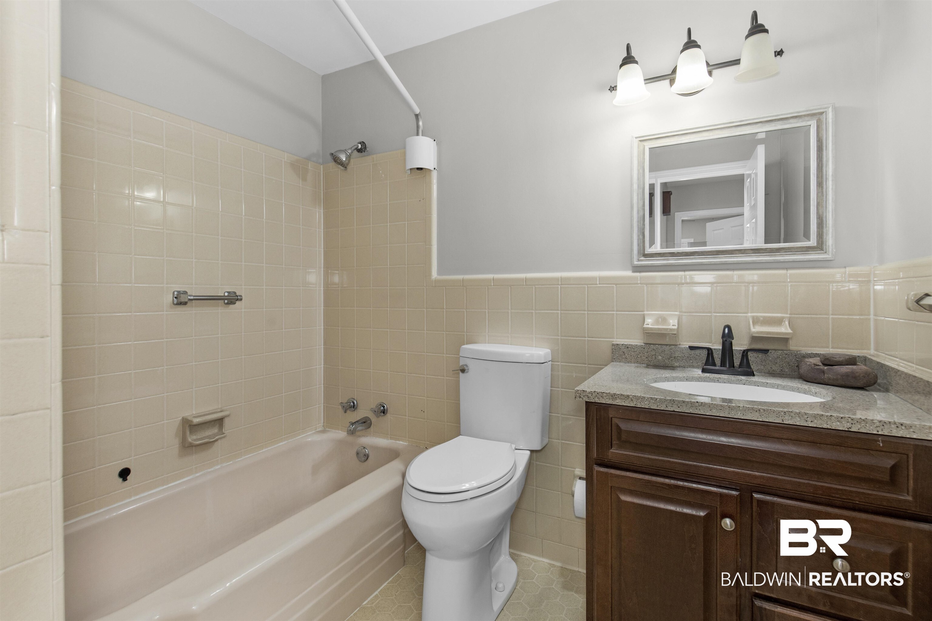 5114 Geoffrey Drive Mobile, AL 36693 - Photo 11 of 22