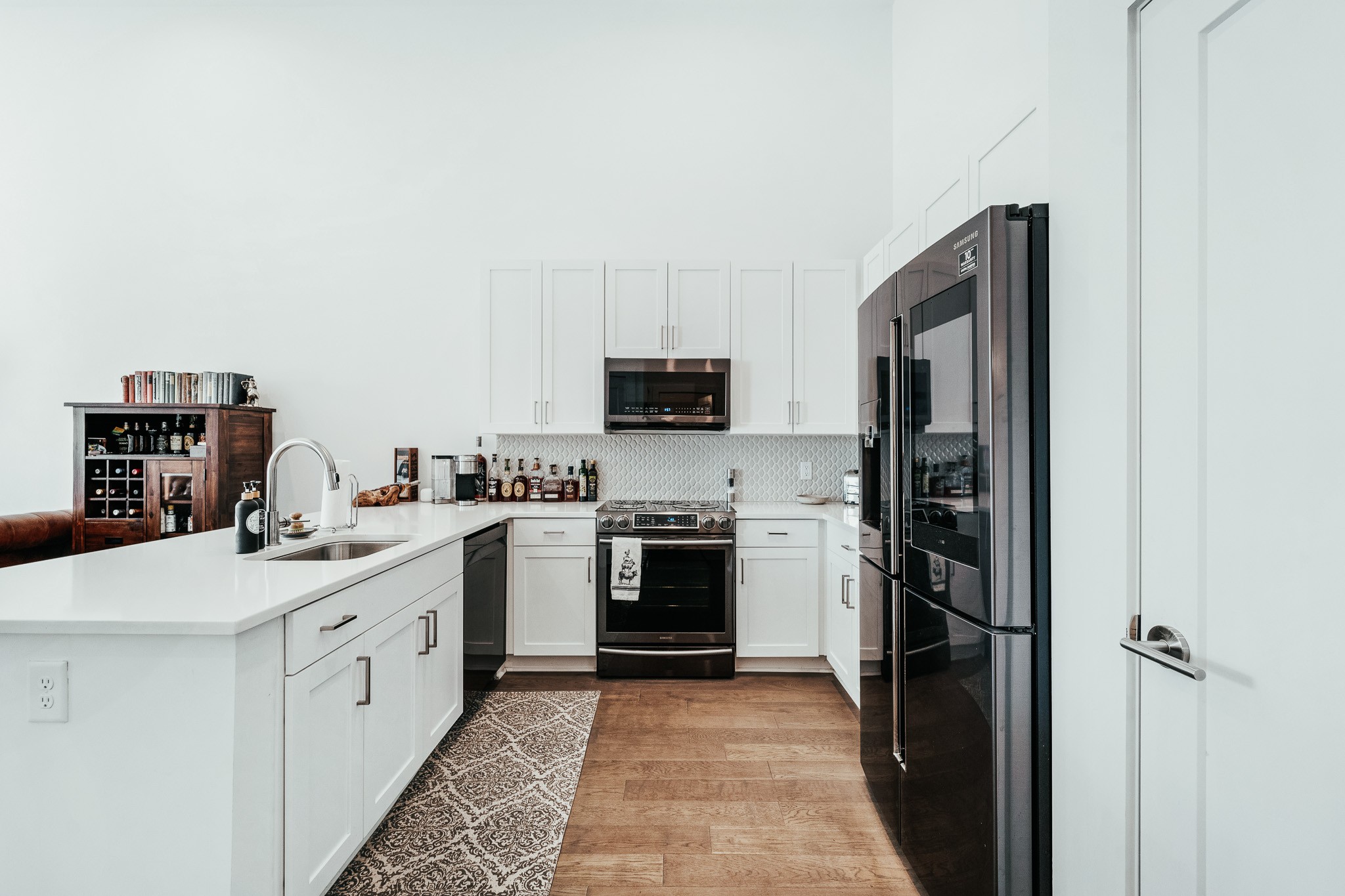 1041 East Trinity Ln Unit 115  