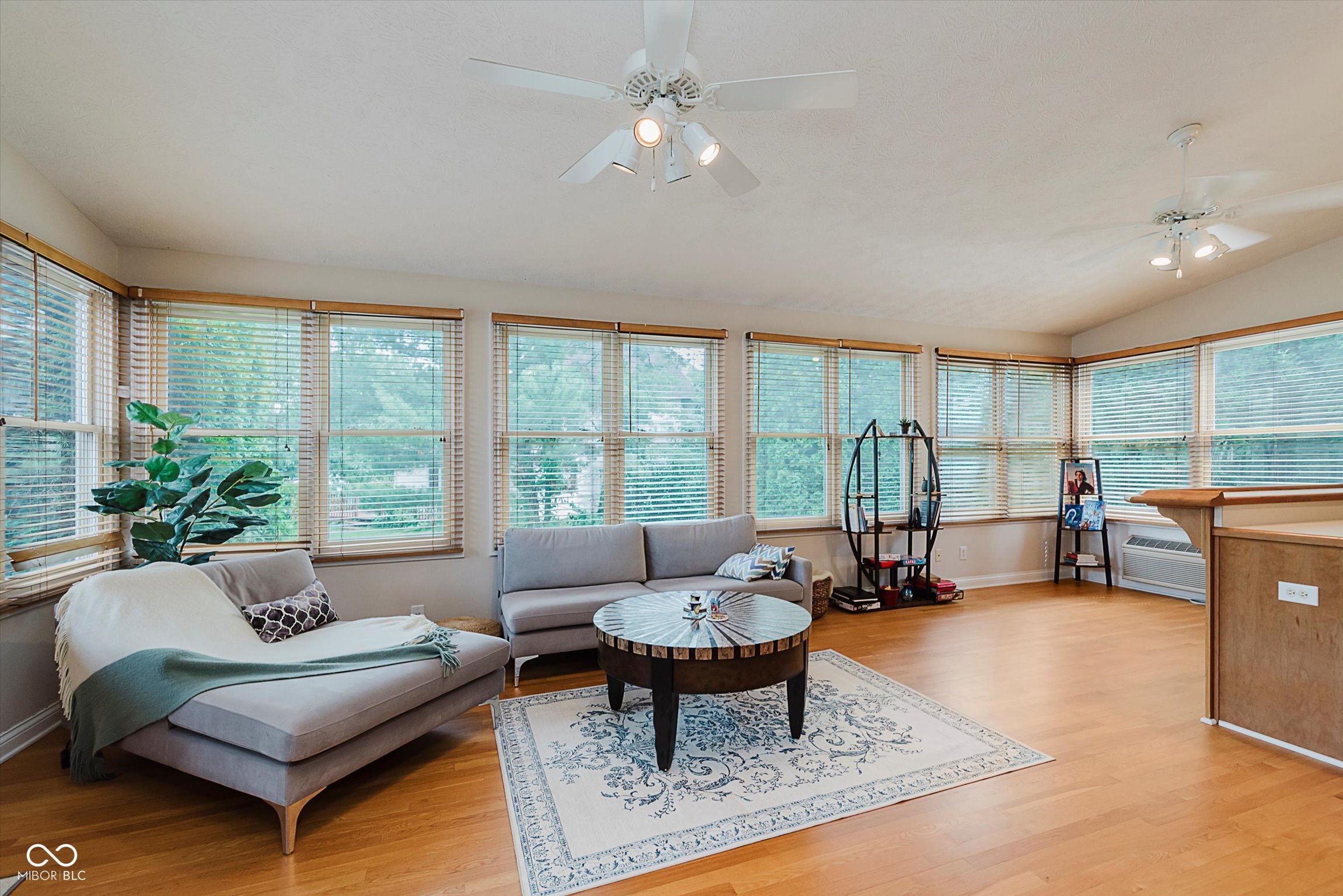 5251 Apache Moon Carmel, IN 46033 - Photo 7 of 48