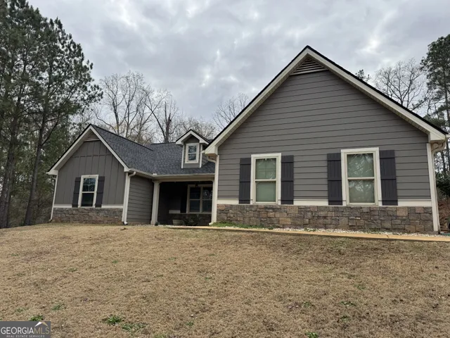 $329,999 | 111 Copper Creek Drive, LaGrange, GA 30240