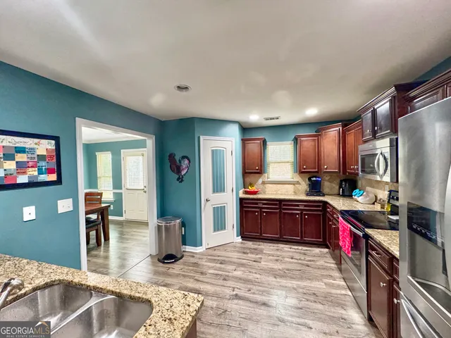 $329,999 | 111 Copper Creek Drive, LaGrange, GA 30240