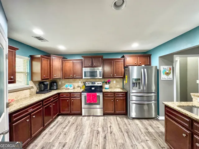 $329,999 | 111 Copper Creek Drive, LaGrange, GA 30240