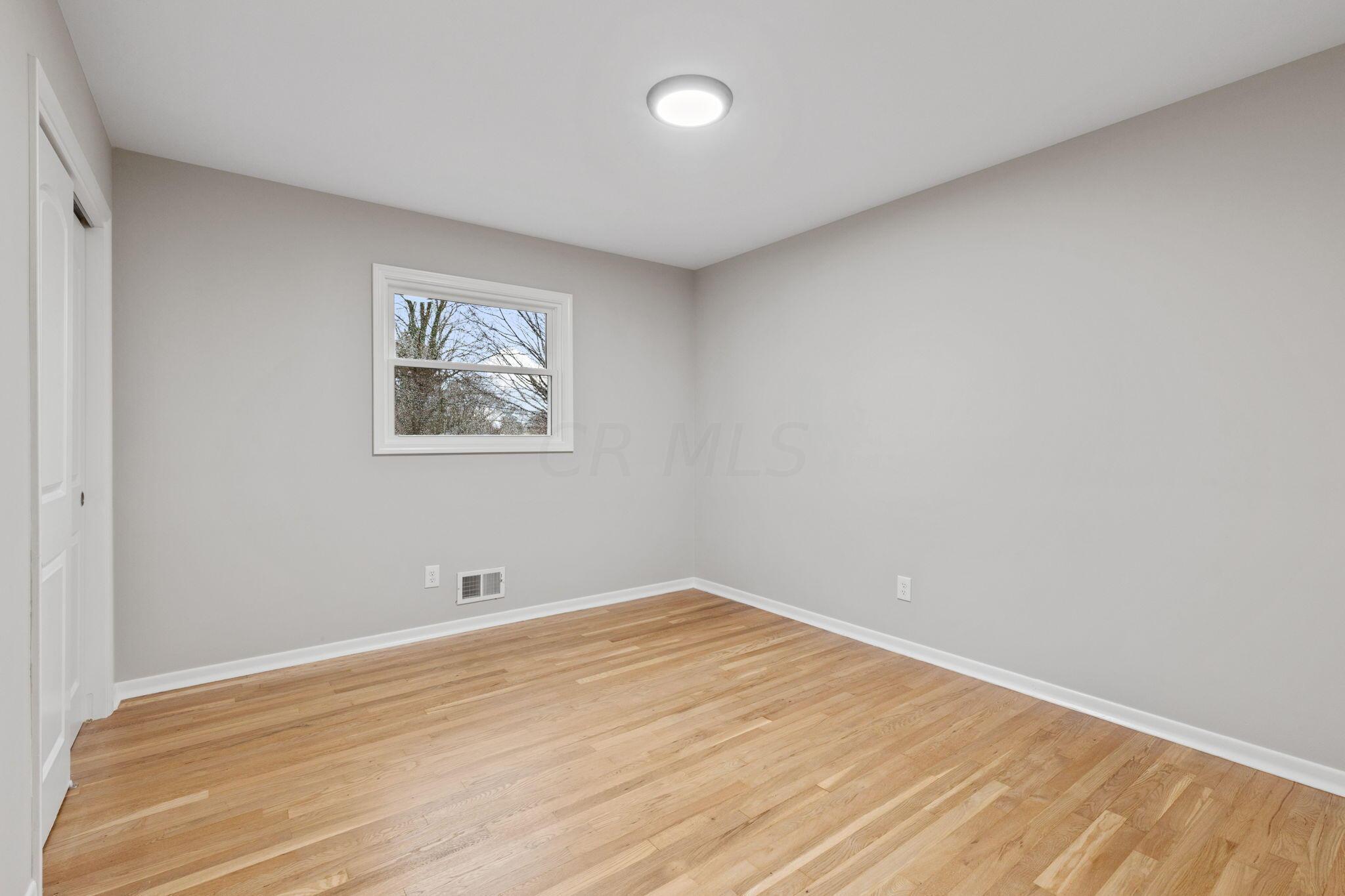2554 Middlesex Road Columbus, OH 43220 - Photo 29 of 40 37-web-or-mls-2024-3-14 2554 Middlesex R