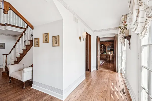$1,998,000 | 545 West Windsor Road, Inverness, IL 60067