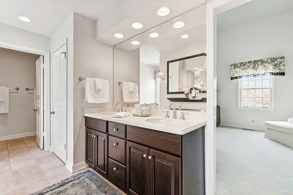 $1,998,000 | 545 West Windsor Road, Inverness, IL 60067