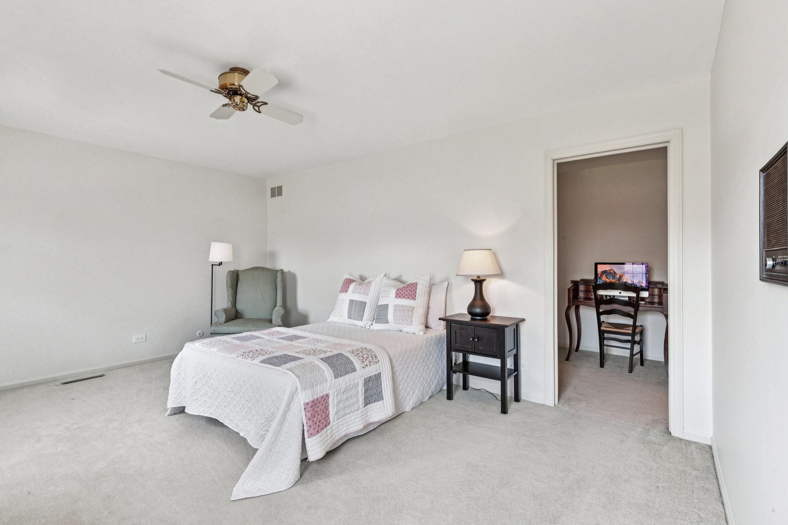545 West Windsor Road Inverness, IL 60067 - Photo 42 of 92