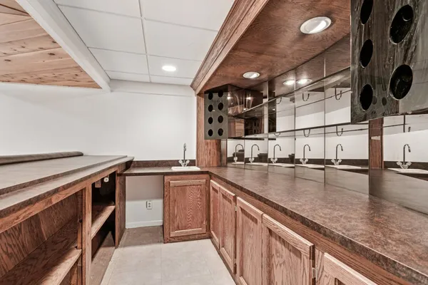 $1,998,000 | 545 West Windsor Road, Inverness, IL 60067