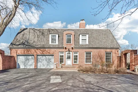 $1,998,000 | 545 West Windsor Road, Inverness, IL 60067