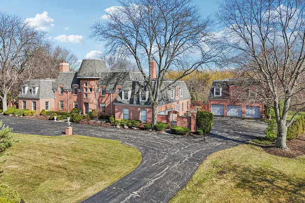 $1,998,000 | 545 West Windsor Road, Inverness, IL 60067