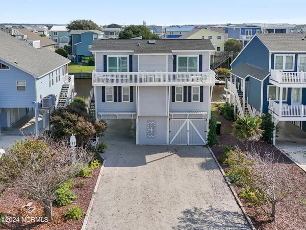 $1,125,000 | 415 Sailfish Street, Sunset Beach, NC 28468