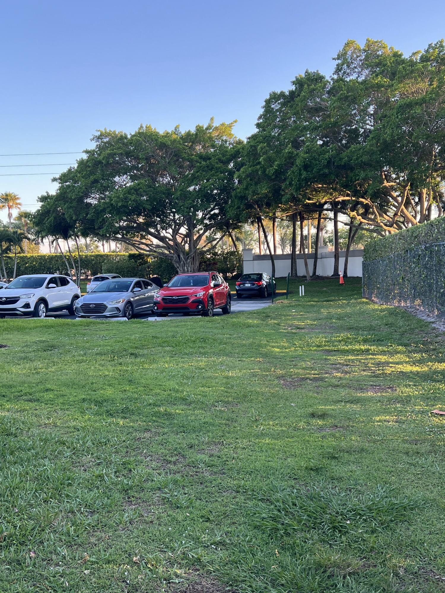 267 Flanders F Delray Beach, FL 33484 - Photo 19 of 20 IMG_2073