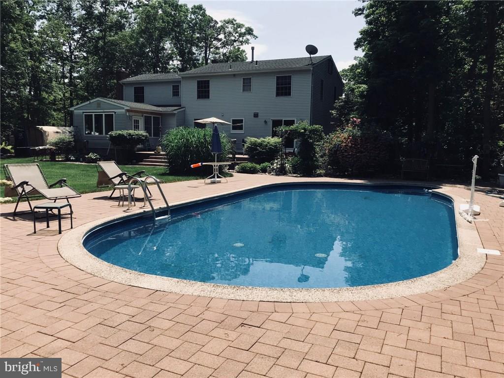130 Oxycocus Road Manahawkin, NJ 08050 - Photo 8 of 53 Gallery Image 8