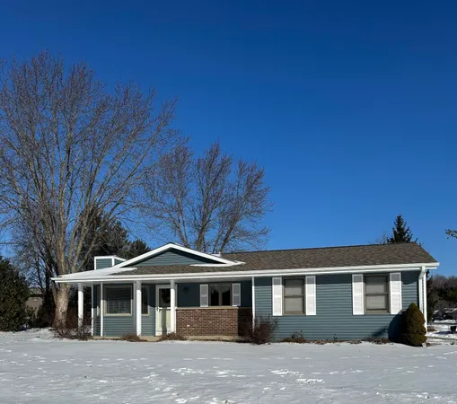 W196N16501 Hawthorn Drive, Jackson, WI 53037
