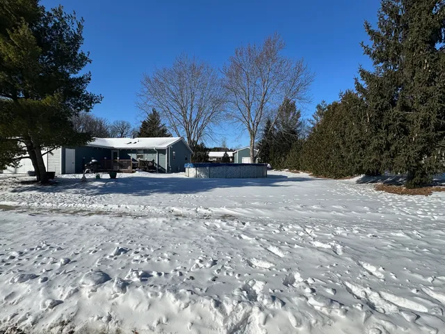 $384,888 | W196N16501 Hawthorn Drive, Jackson, WI 53037