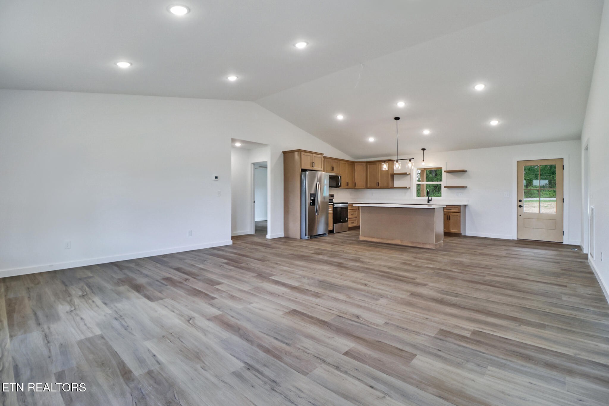 817 Hack Beaty Road Grimsley, TN 38565 - Photo 6 of 26 Gallery Image 6