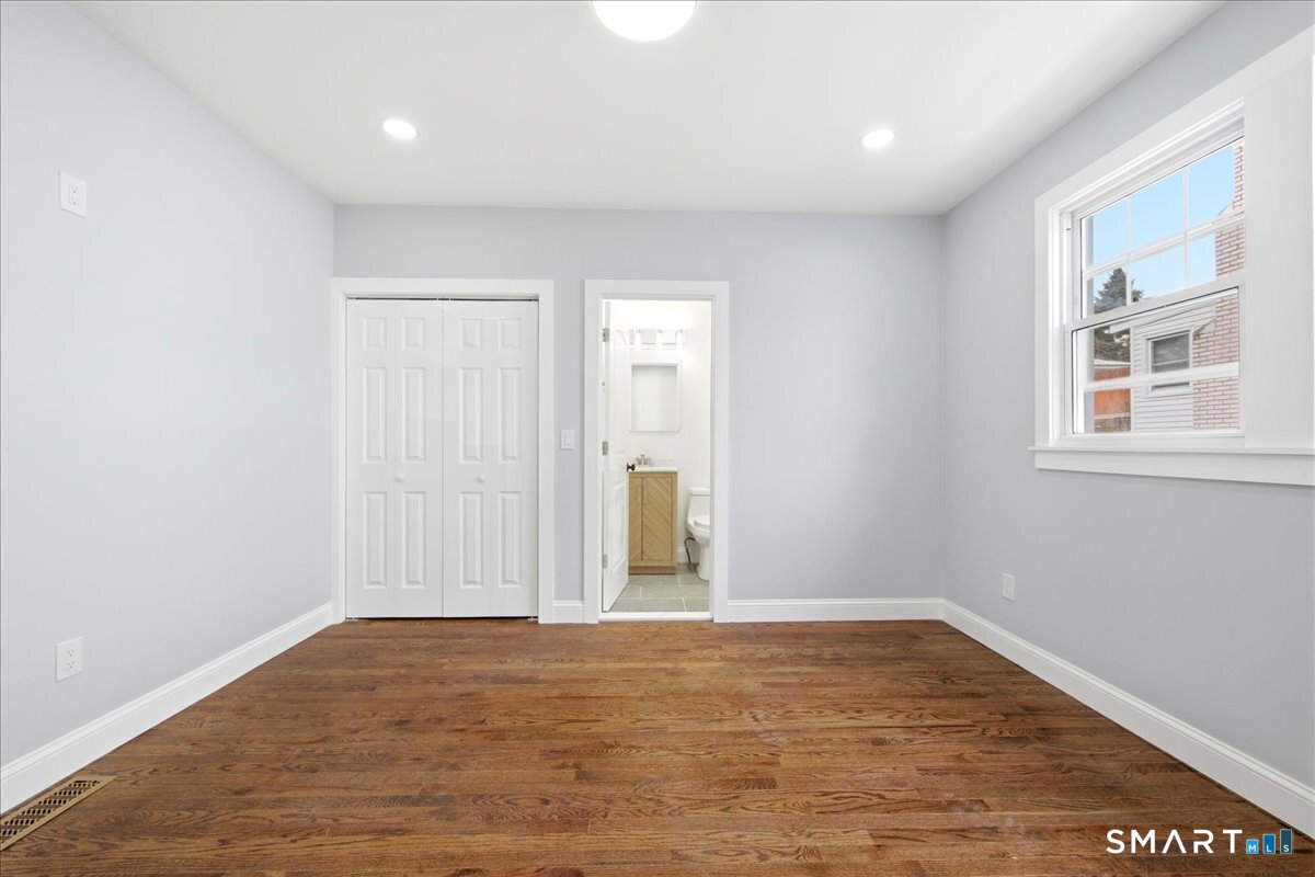 52 Coram Street Hamden, CT 06517 - Photo 24 of 40