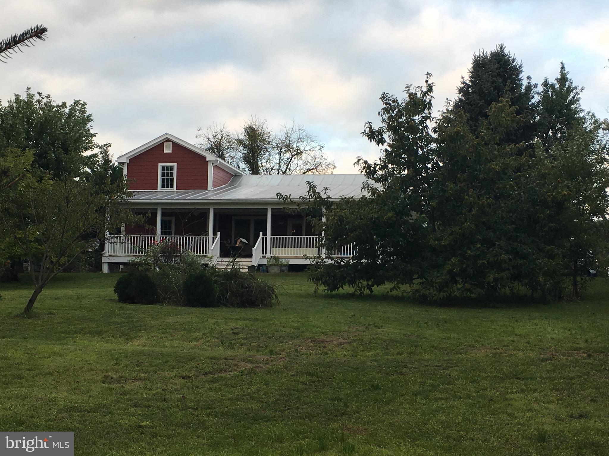 401 Veterans Road Middletown, VA 22645 - Photo 2 of 30 Exterior (Front)