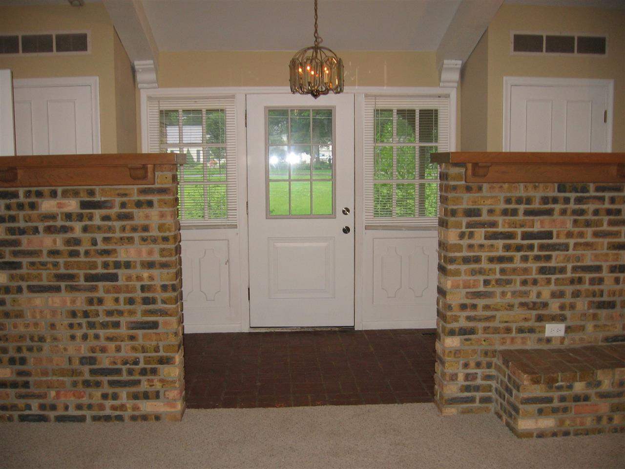 4839 Reed Road Fort Wayne, IN 46835 - Photo 3 of 22 Gallery Image 3
