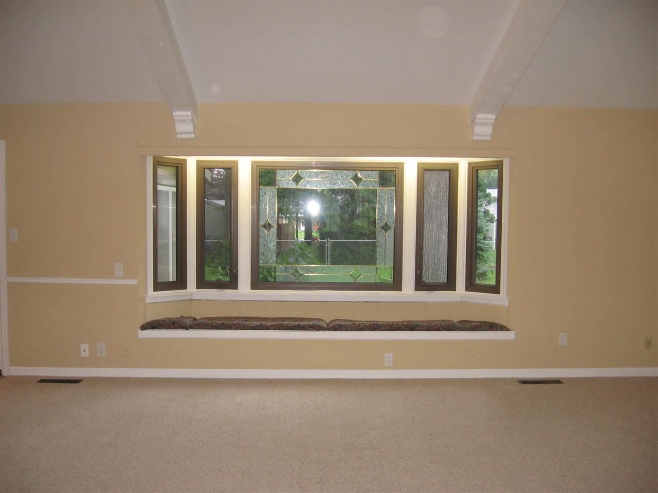 4839 Reed Road Fort Wayne, IN 46835 - Photo 4 of 22 Gallery Image 4