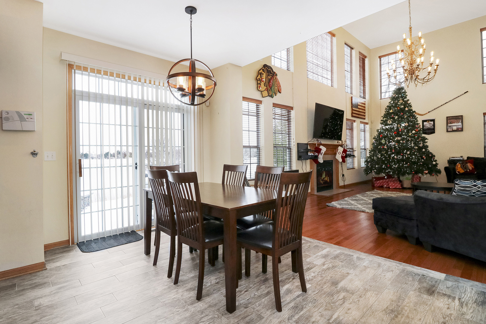 428 Cardinal Lane Bolingbrook, IL 60490 - Photo 18 of 36 a view of a dining room with furniture window and wooden floor