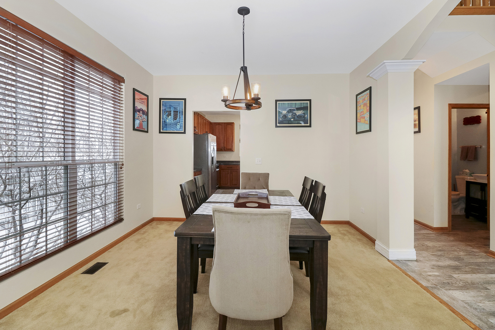428 Cardinal Lane Bolingbrook, IL 60490 - Photo 8 of 36 a dining room with furniture and window