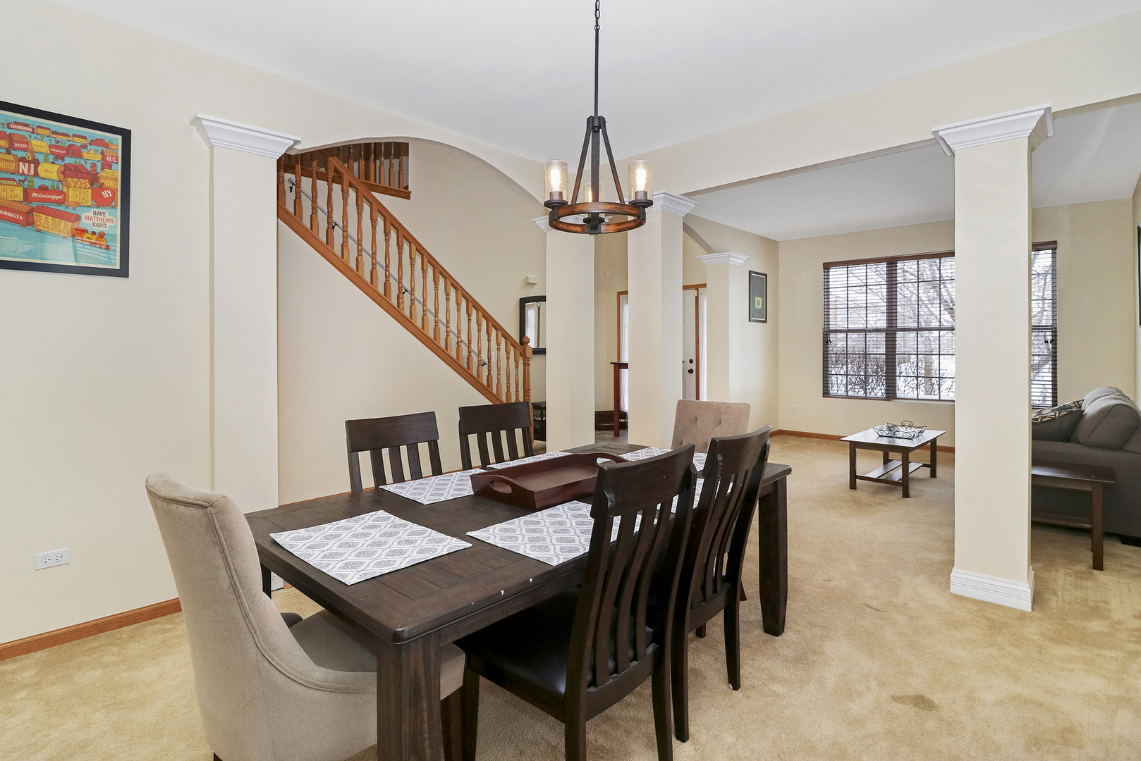 428 Cardinal Lane Bolingbrook, IL 60490 - Photo 9 of 36 a view of a livingroom and dining room