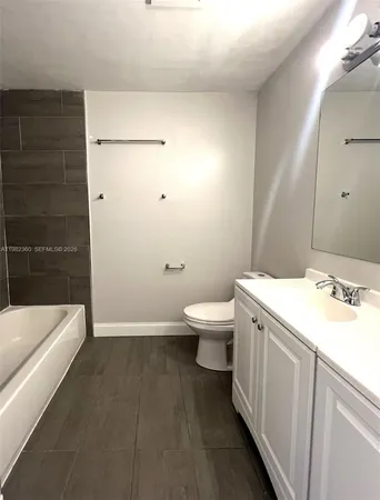 $2,800 | 8249 Northwest 8th Place, Unit 4, Plantation, FL 33324