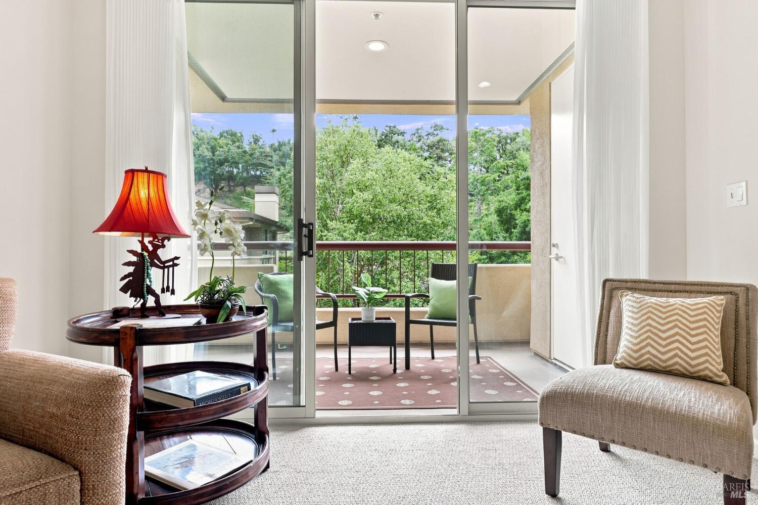 400 Deer Valley Road, Unit 4H San Rafael, CA 94903 - Photo 4 of 23 Gallery Image 4