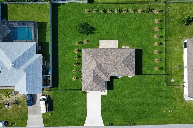 $1,945 | 2948 Southwest 6th Avenue, Cape Coral, FL 33914