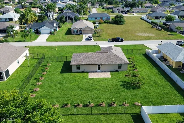 $1,945 | 2948 Southwest 6th Avenue, Cape Coral, FL 33914