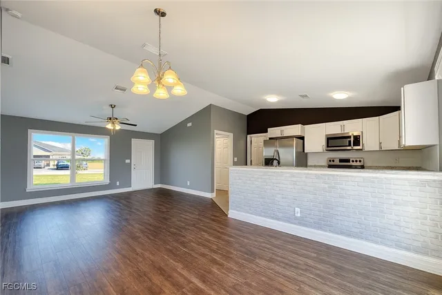 $1,945 | 2948 Southwest 6th Avenue, Cape Coral, FL 33914