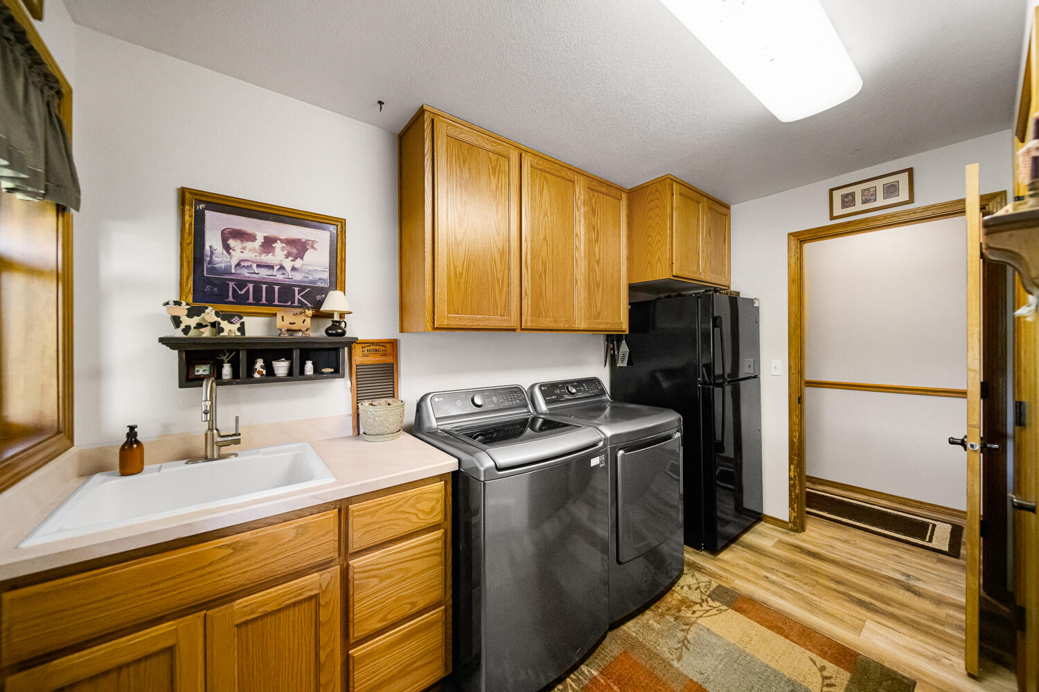 33817 Gage Road Mitchell, OR 97750 - Photo 27 of 56 29