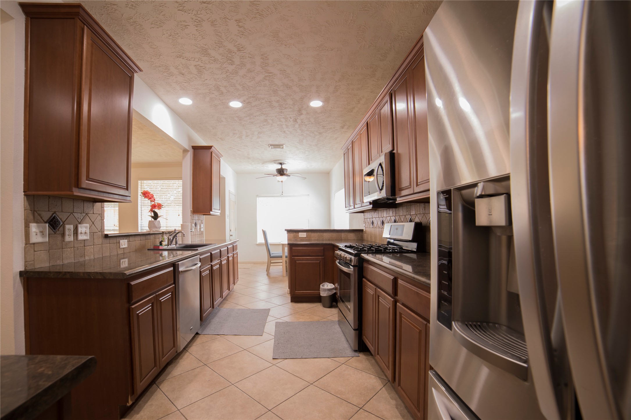 10035 Magnolia Way Houston, TX 77070 - Photo 11 of 25