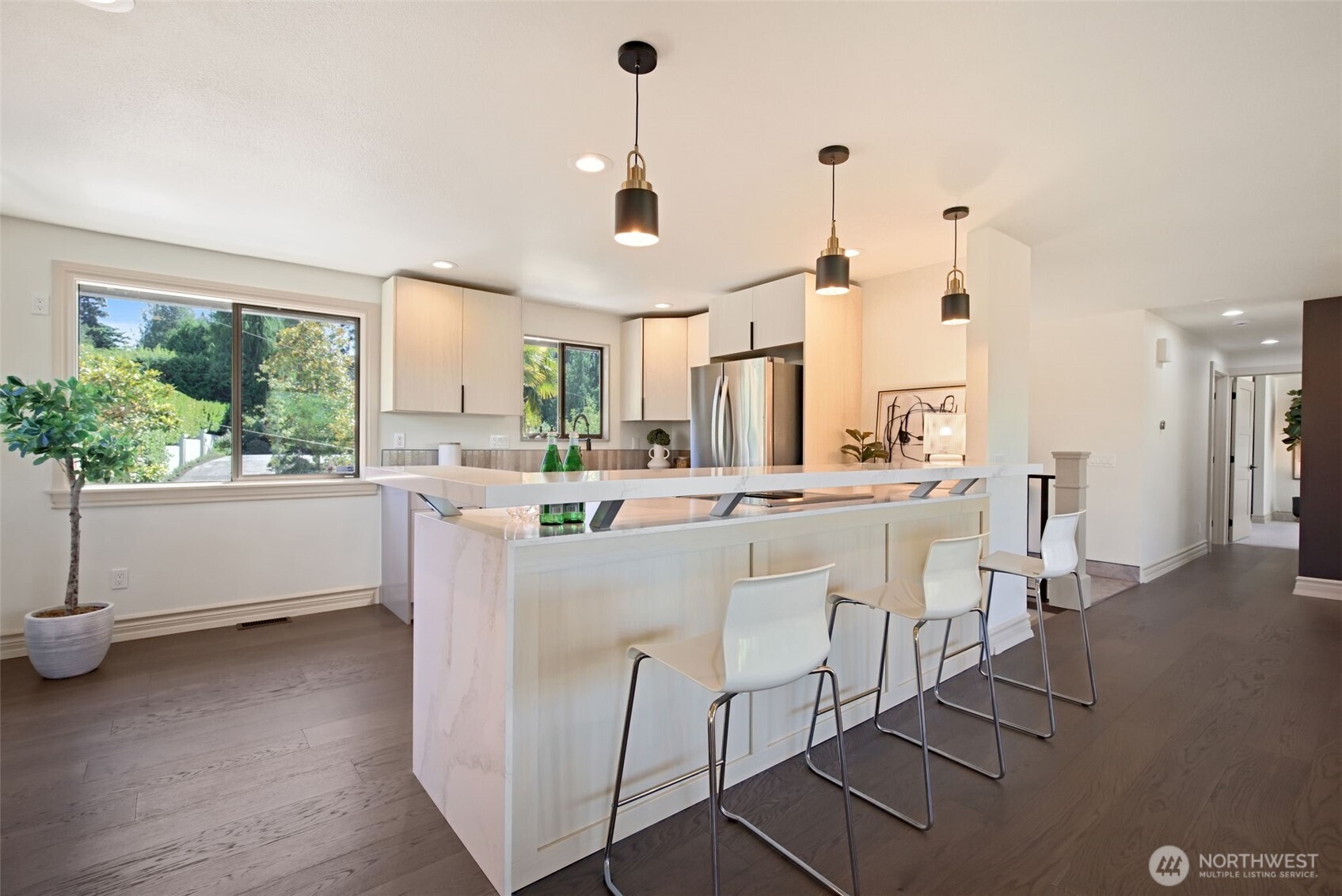 9100 Olympic View Drive Edmonds, WA 98026 - Photo 11 of 33