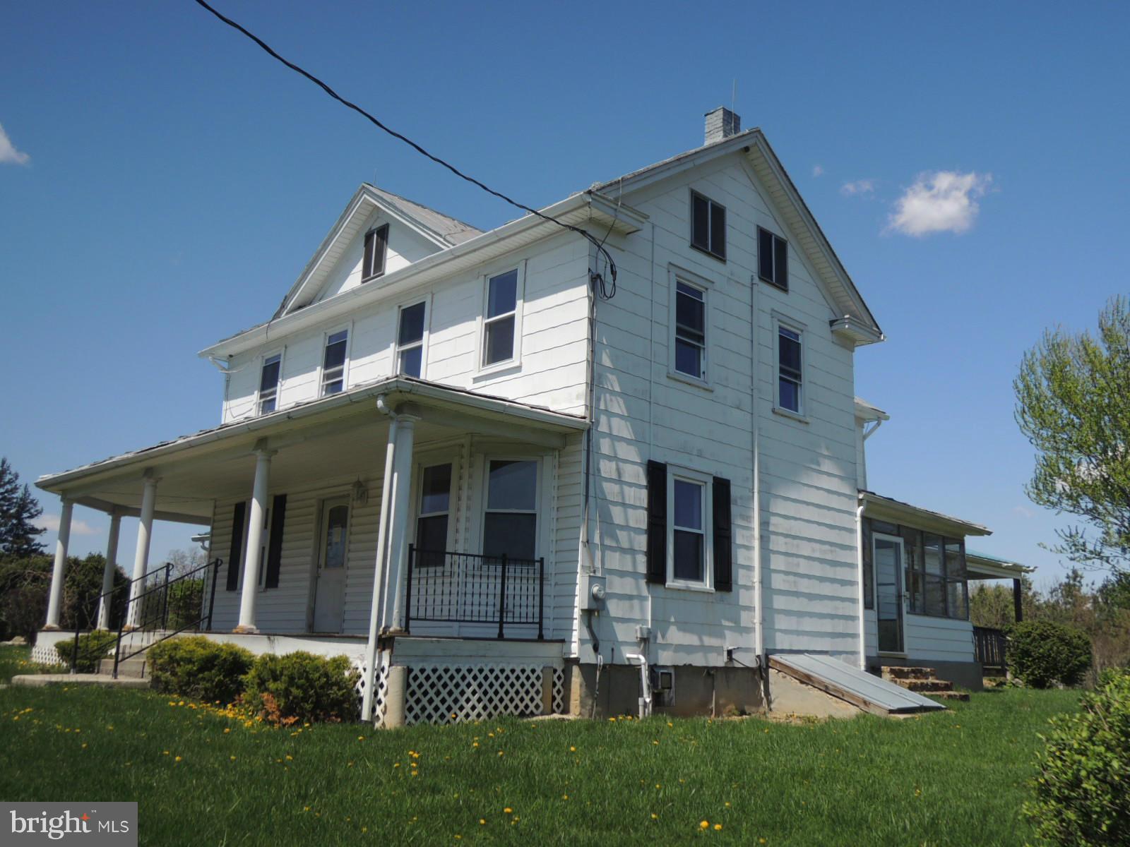 2262 County Rte 1/1 Berkeley Springs, WV 25411 - Photo 2 of 30 Exterior (General)