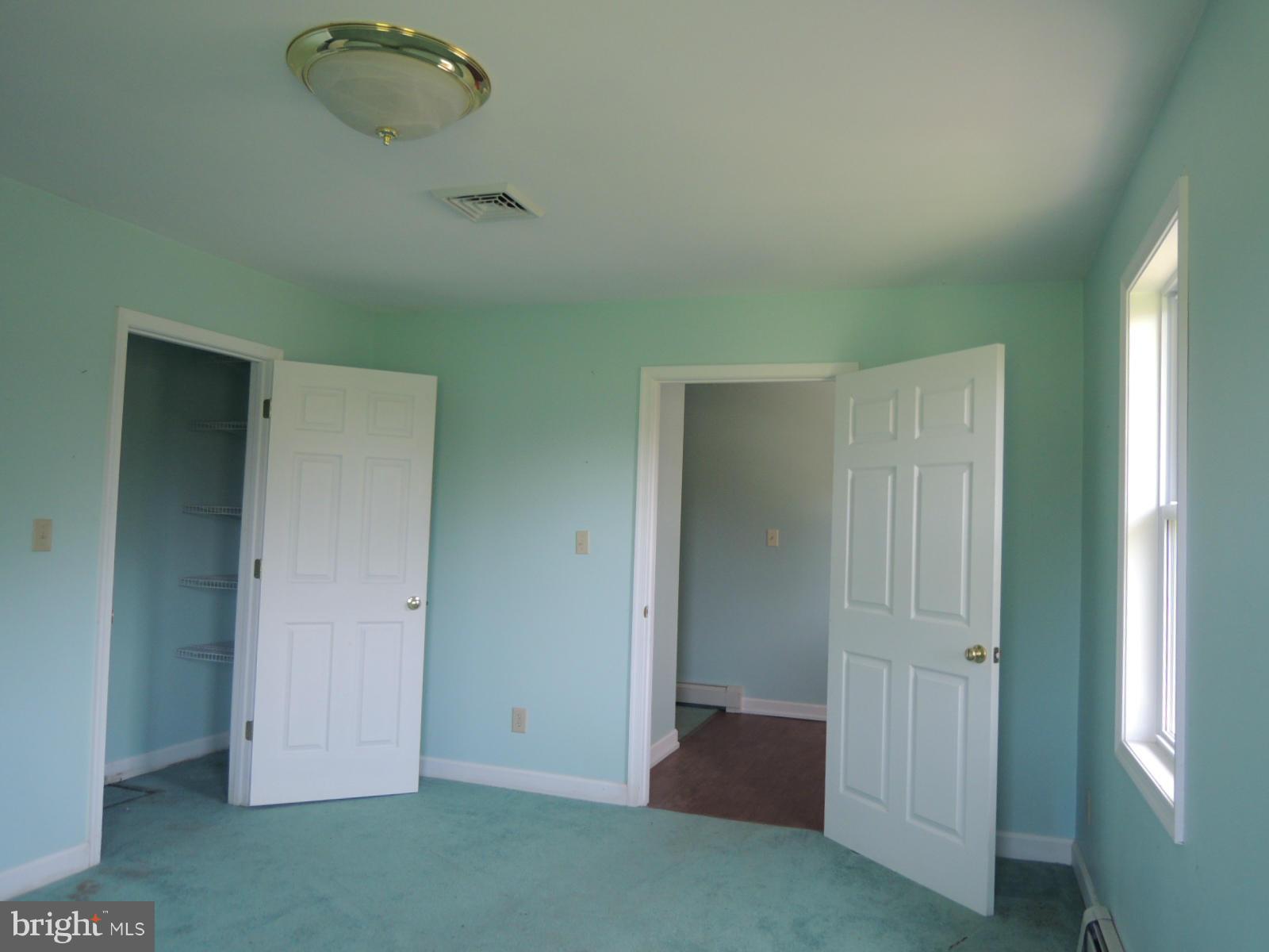 2262 County Rte 1/1 Berkeley Springs, WV 25411 - Photo 21 of 30 Bedroom