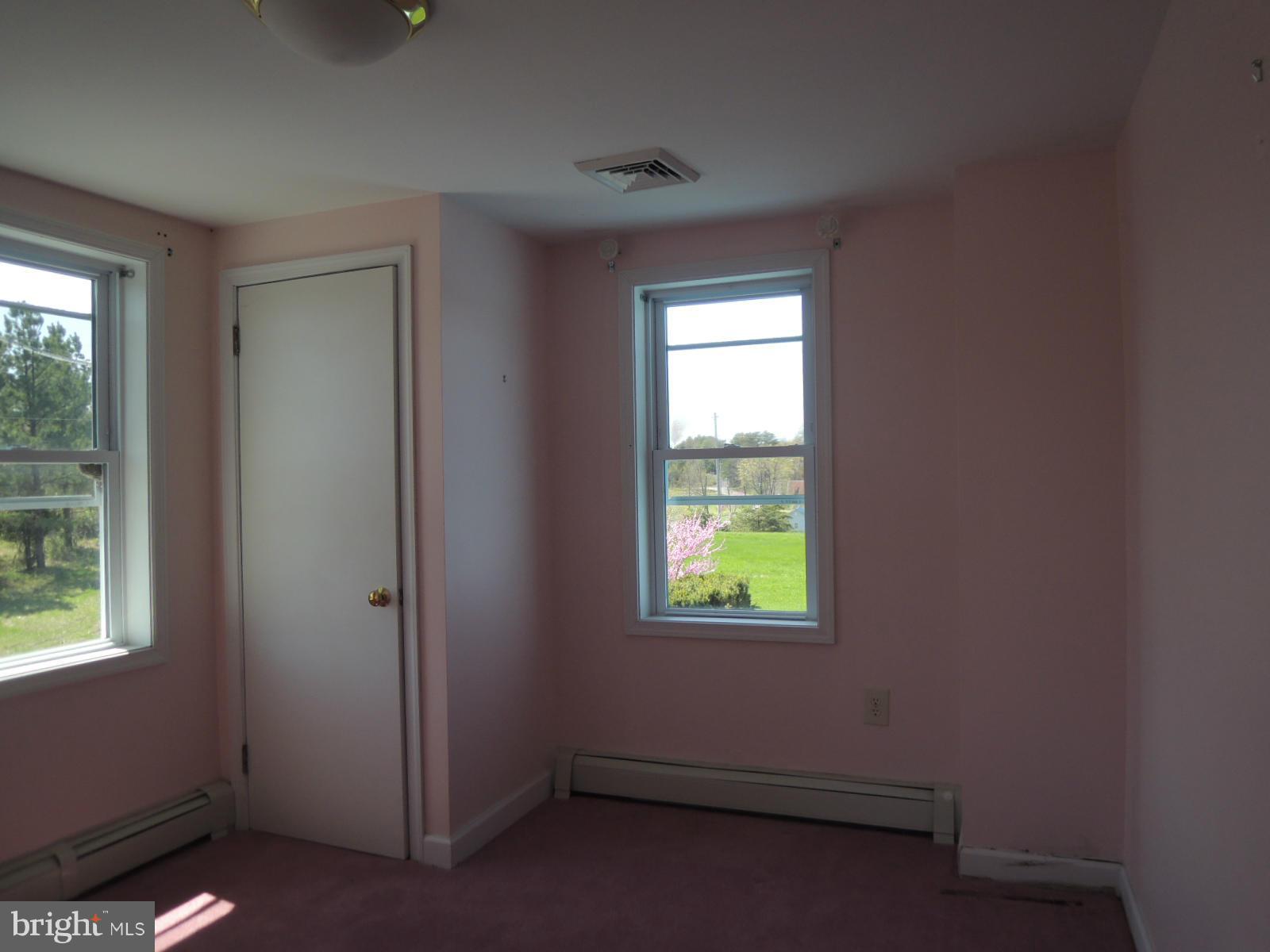 2262 County Rte 1/1 Berkeley Springs, WV 25411 - Photo 29 of 30 Bedroom