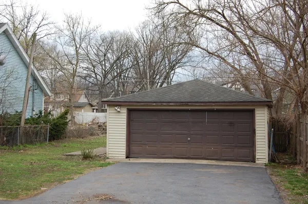 $2,690 | 430 South Monterey Avenue, Villa Park, IL 60181