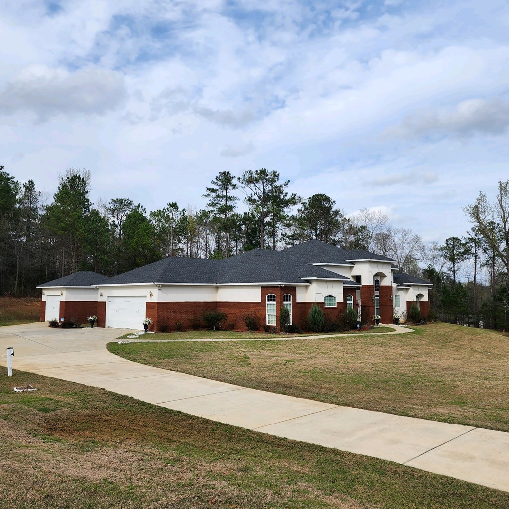 4936 Sandfort Road Seale, AL 36875 - Photo 2 of 38 Gallery Image 2